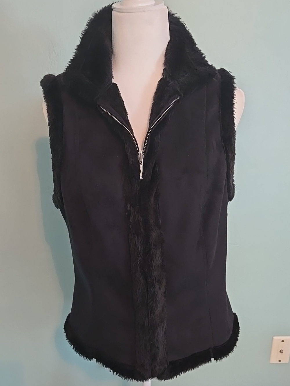 Chaps Black Faux-Fur Trim Sleeveless Zip-Front Vest